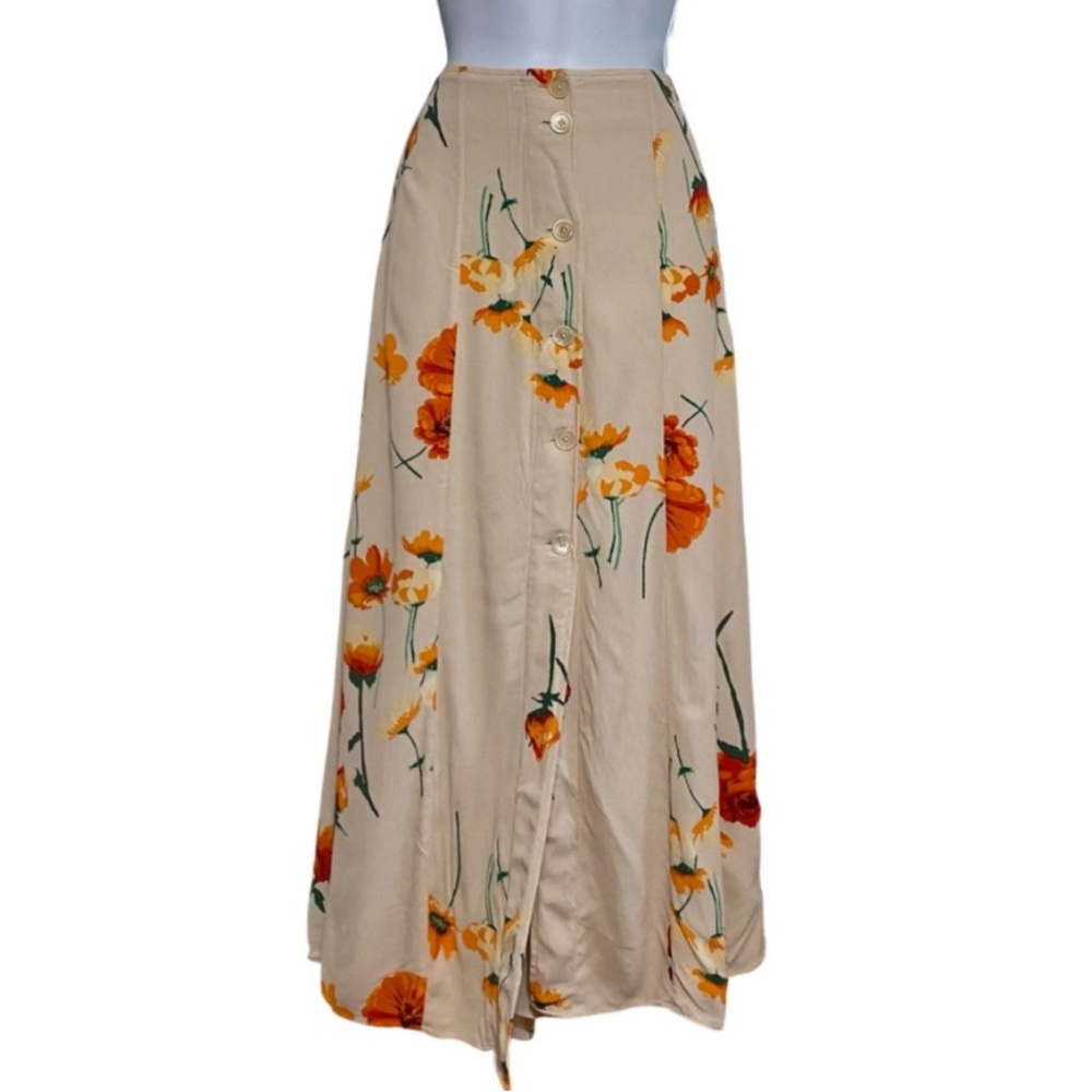 Aritzia Wilfred: Floral Buttoned Midi Skirt Size 6